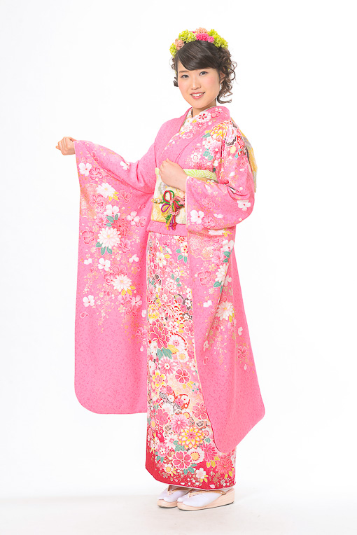 ピンク牡丹に桜 - 振袖コレクション｜成人式振袖レンタルはラヴィーナ